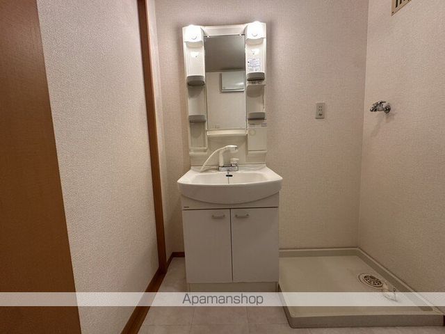 ドミール岡山手の内装写真