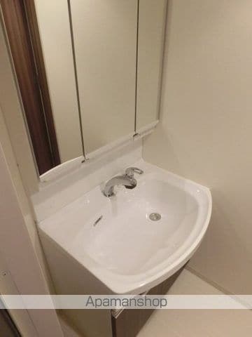 プレサンス江戸堀の内装写真