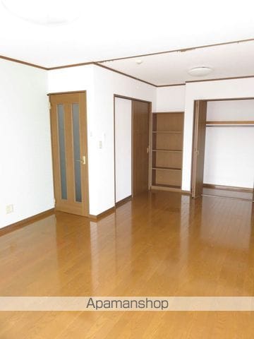 オリーブBの内装写真