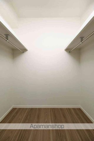 エンクレスト天神南PUREの内装写真