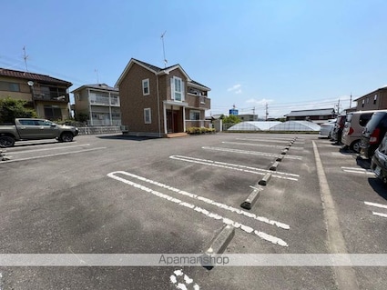 グランアンジュ[1LDK/50.13m2]の駐車場1