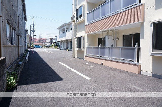ヴァンティアンIIのその他写真
