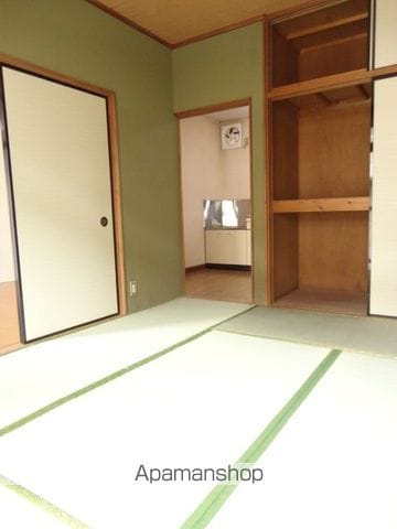 コーポ山中 B棟の内装写真