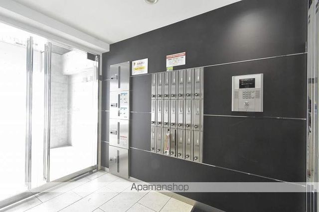 ボヌール学園前の玄関写真