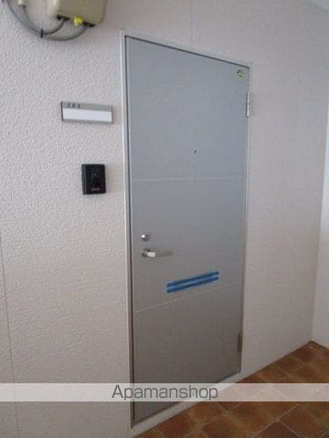 フローリッシュKAMIFURUの玄関写真