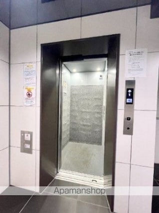 東京都台東区東上野３丁目[1LDK/44.58m2]の共用部