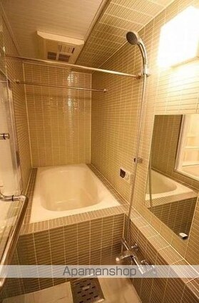 東京都武蔵野市吉祥寺東町２丁目[1LDK/45.57m2]のバス