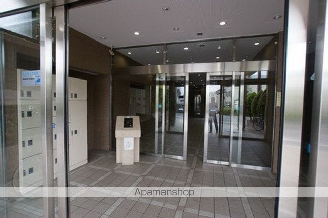 豊中春日町パークハウスの玄関写真