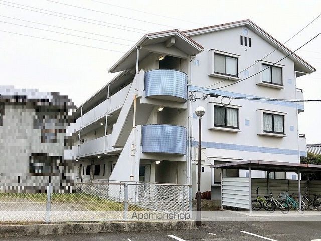 高橋マンションの外観写真