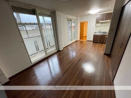 滋賀県大津市大江７丁目[2LDK/57.33m2]のリビング・居間