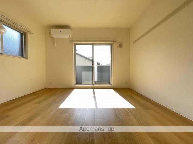アステートの内装写真