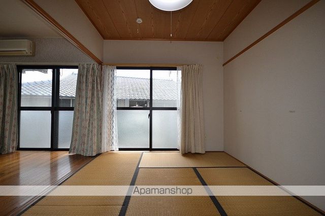 アクールの内装写真