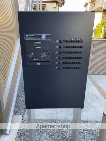 CHAMの玄関写真