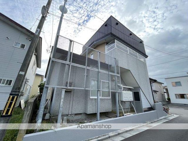 美原5丁目50番アパートの外観写真