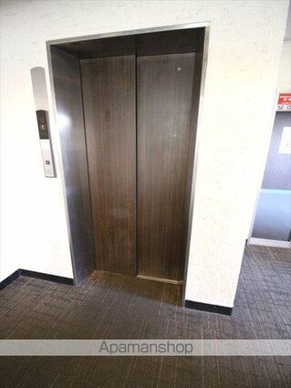 岡山県岡山市北区厚生町２丁目[2LDK/75.48m2]の共用部4