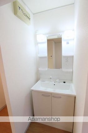 シャインポート屋島ＡＤ棟[2LDK/56m2]の洗面所