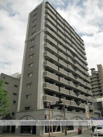 福岡市中央区大手門のマンションの外観1