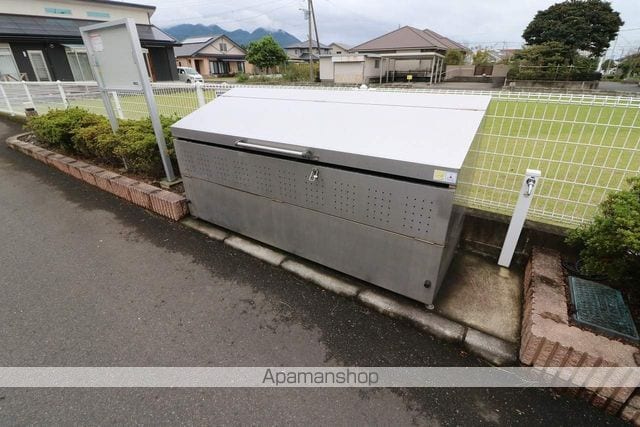 ソレイユ ドゥ Fの玄関写真
