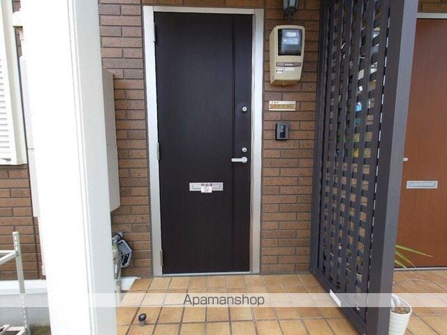 グランモア ミヤビの玄関写真