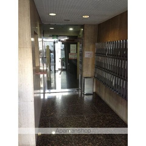 アインス蒲生の玄関写真