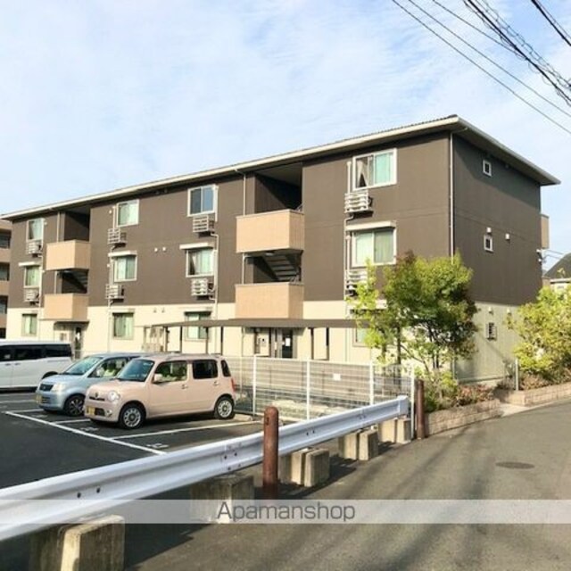 ユートピア[2LDK/60.7m2]の外観2
