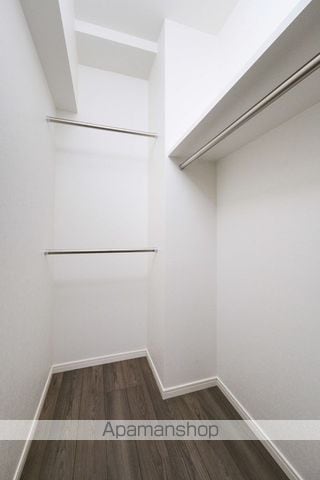 エンクレスト天神南PUREの内装写真