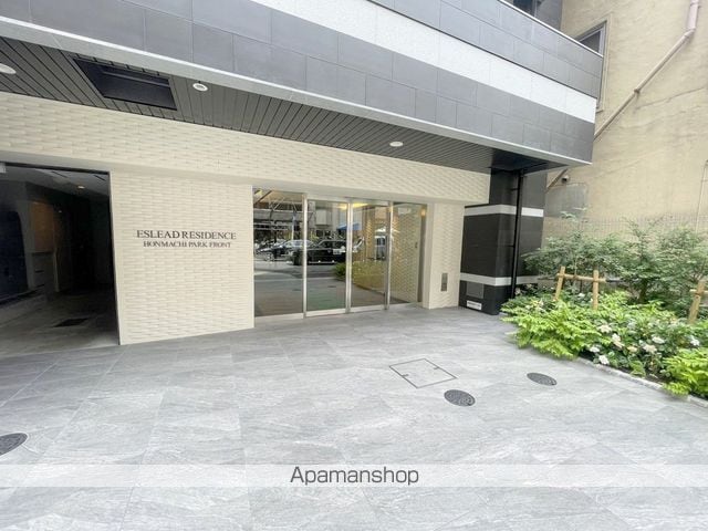 エスリードレジデンス本町パークフロントの玄関写真