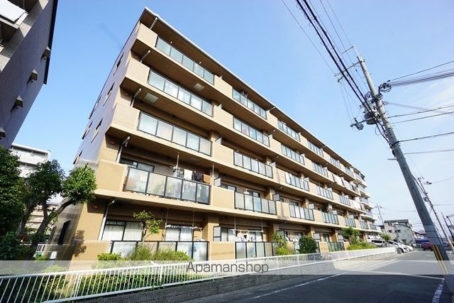 若園11番館の外観写真