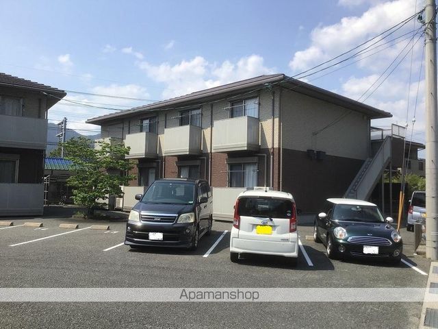 ハイツ白坂 B