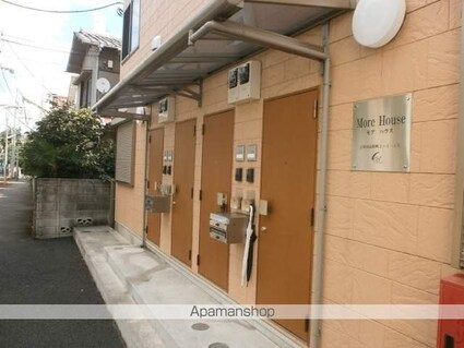 モアハウス[1K/28.36m2]のエントランス