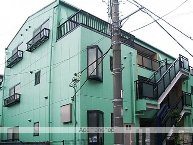 アーバンメイツの外観写真
