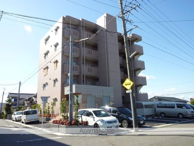 カーム香雅の外観写真