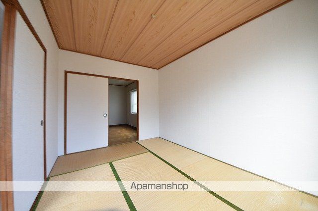 フラワーハイム栄町の内装写真