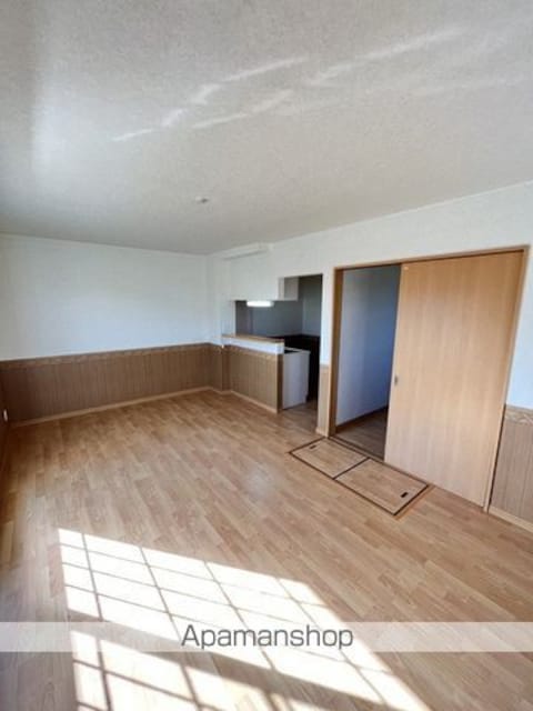 和歌山県和歌山市六十谷[2LDK/64.41m2]のリビング・居間