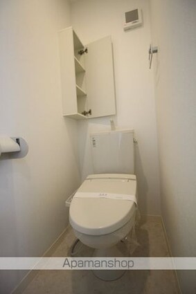 ツェルコーヴァ[1K/30m2]のトイレ