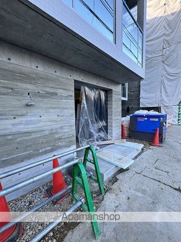 パトリア環状通東の玄関写真