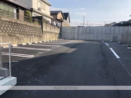 滋賀県大津市大江５丁目[2LDK/52.92m2]の駐車場