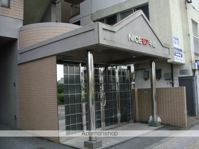 ナイスモア中島の玄関写真
