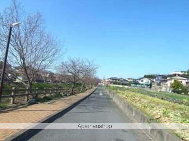 川辺アパートの外観写真