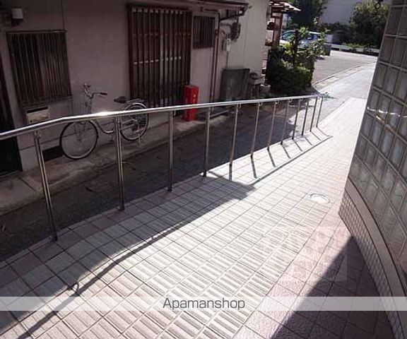 パインベルテ御陵の玄関写真
