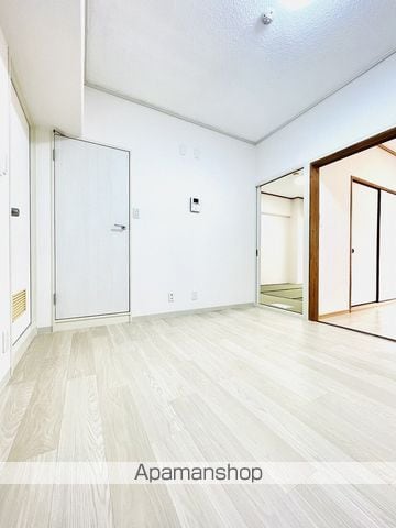 森岡ビルの内装写真