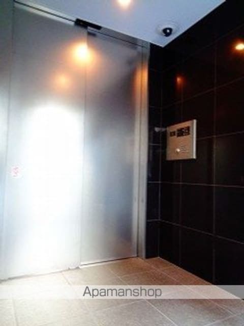 東京都世田谷区玉川台１丁目[1K/25.06m2]のエントランス2