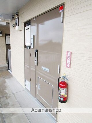 レオパレスアメニティー柿平[1K/23.18m2]のエントランス2