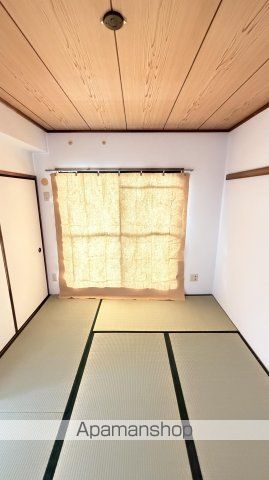 メゾンピュールの内装写真