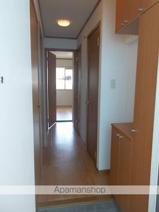 ブランドール[2DK/43.82m2]の玄関