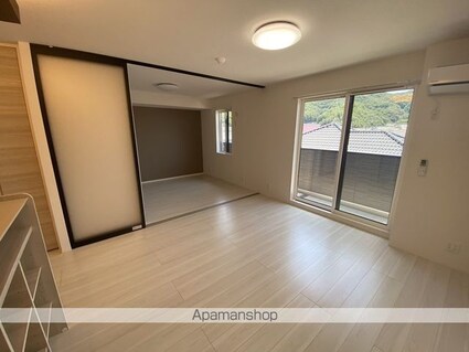 Ｄーｒｅｓｉｄｅｎｃｅ・Ｋ川北[2LDK/61.51m2]の内装