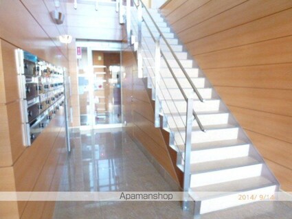 イーカムコート[1R/28.63m2]の共用部6