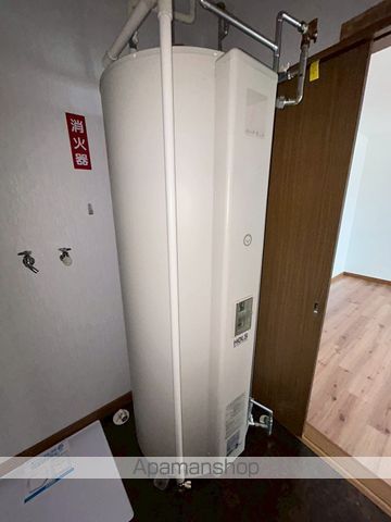 コンクルード B棟の内装写真