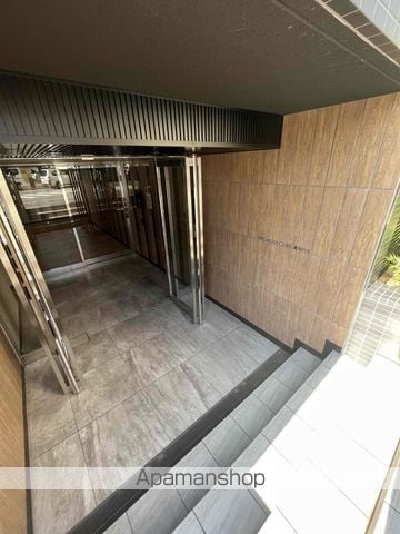 PREMIUM CUBE 東高円寺の玄関写真