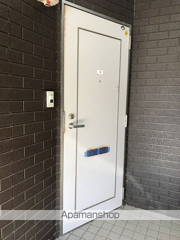 メゾン渚の玄関写真